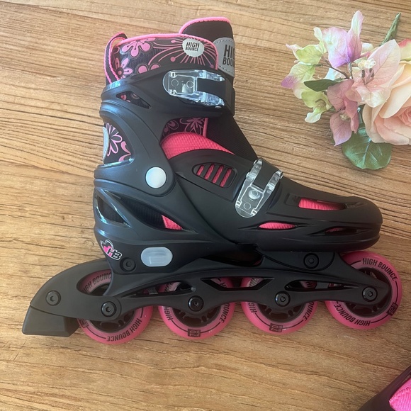 NIB Inline Skates (Sz 2-5) Roller blades - Picture 6 of 16